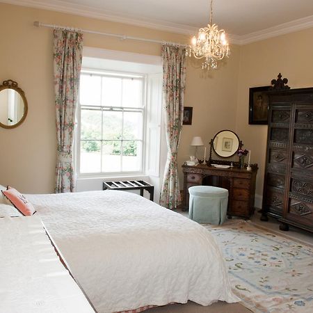 Lough Bawn House Bed and Breakfast Collinstown  Eksteriør billede