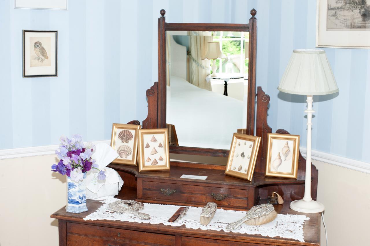 Lough Bawn House Bed and Breakfast Collinstown  Eksteriør billede